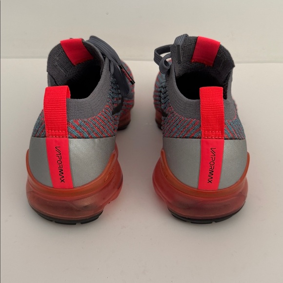 EUC Nike Air Women’s VaporMax Flyknit 3 Flash Crimson Orange sz 7 Sneakers Shoes - Picture 5 of 10